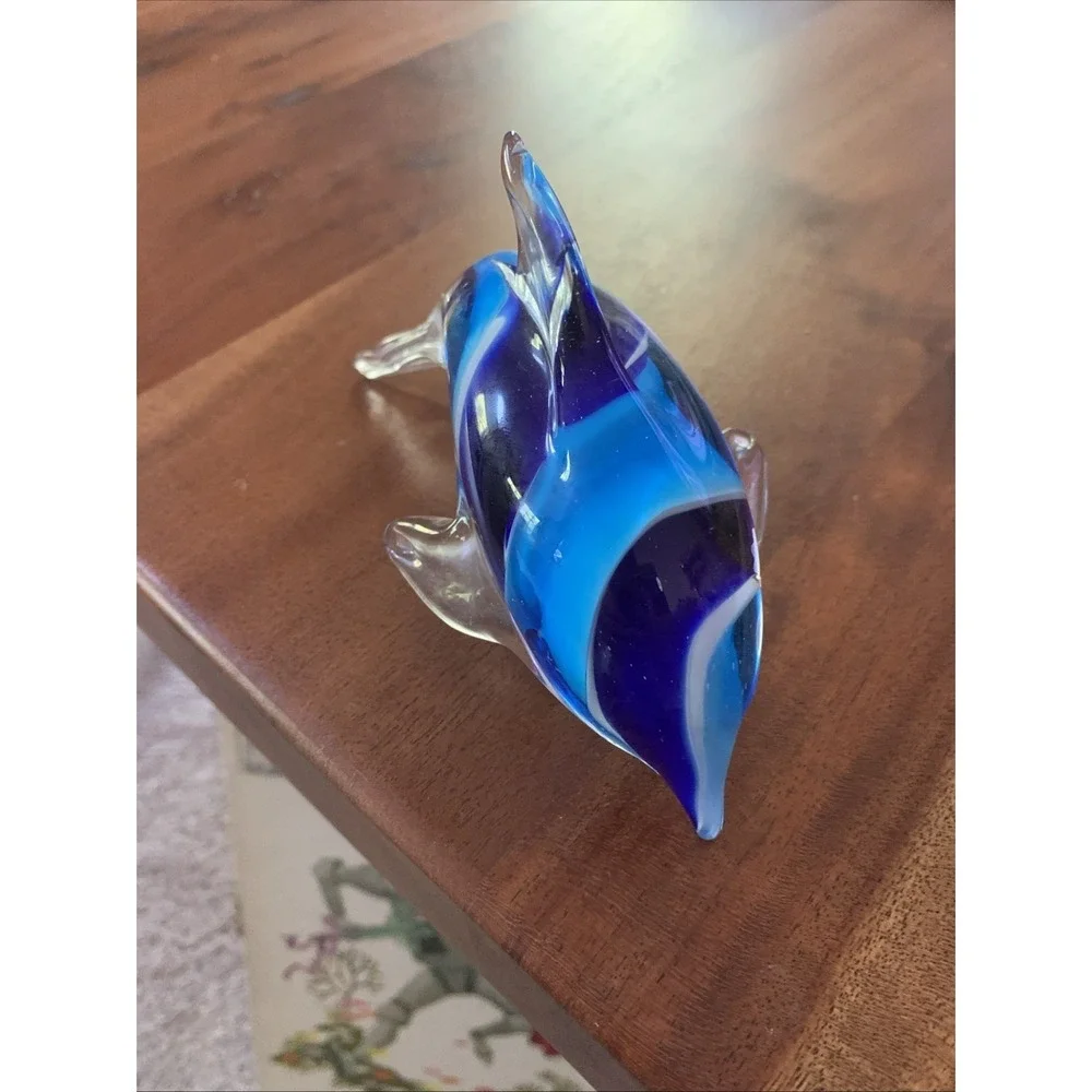 Glass Dolphin Figurine Paperweight Ocean Nautical Sea Home Decor Beautiful Blue